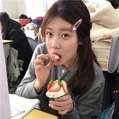 以她之名换脸后我手撕白莲花